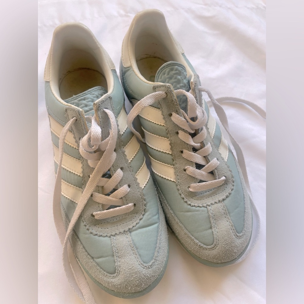 Adidas SL 72 men 4.5 or women 6.5 powder blue vintage 1990s